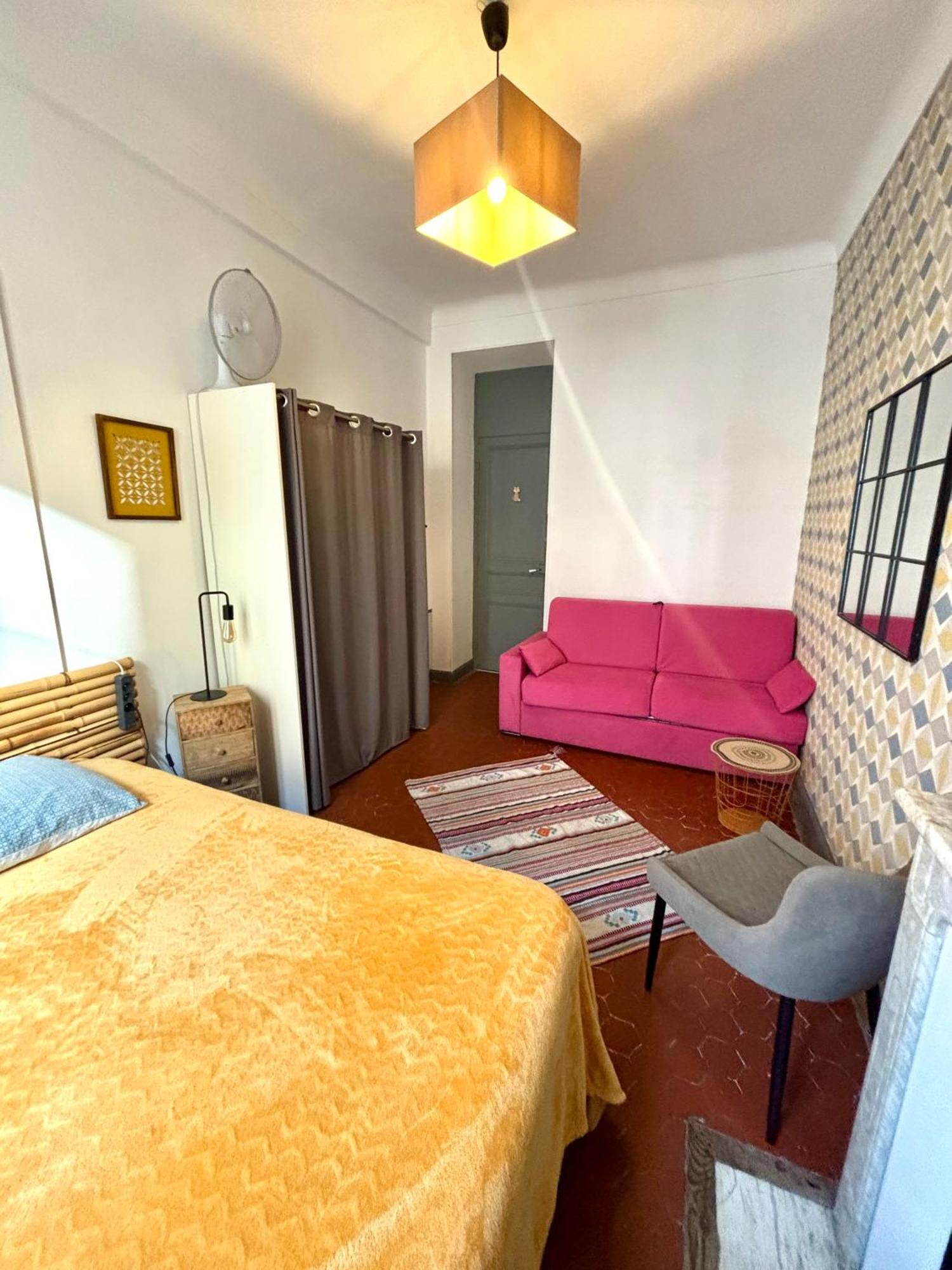 Bed & Breakfast Gare 5 Minutes Garibaldi Republique Privee Non Fumeur Pour Voyageurs Calmes Tram Au Pied De L'immeuble